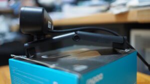 Side profile of the Rapoo C280 2k webcam